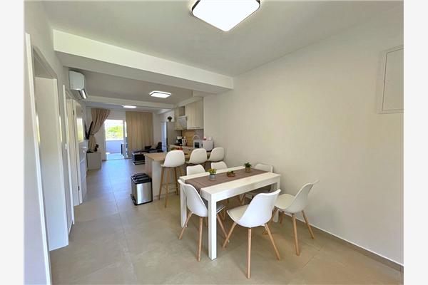 Apartman A2, za 6 osoba/e