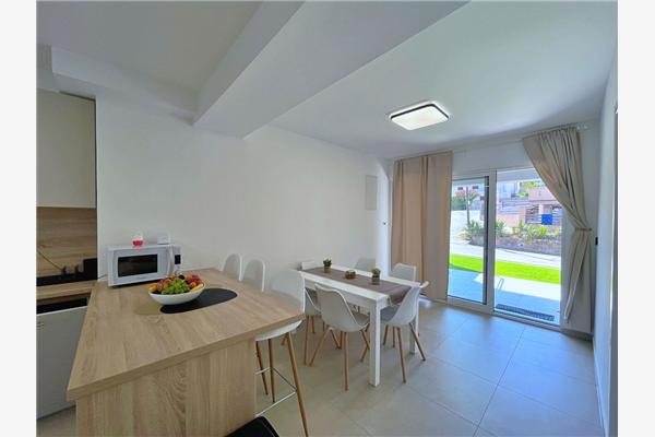 Apartman A2, za 6 osoba/e