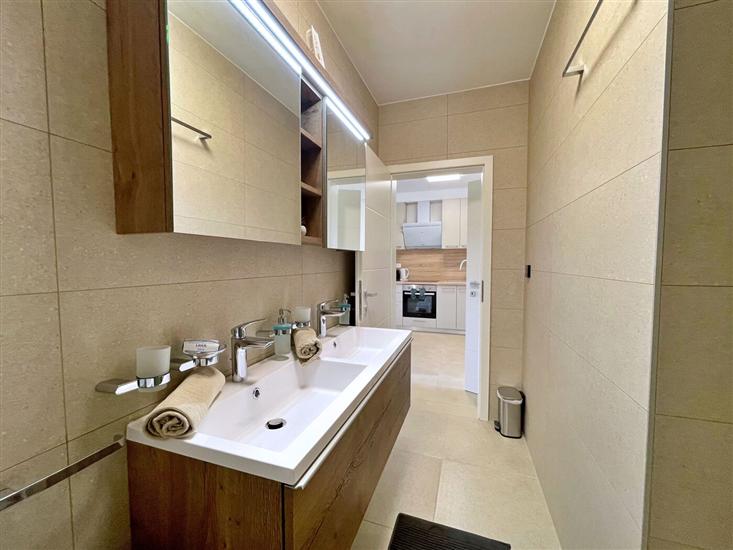 Apartman A2, za 6 osoba/e