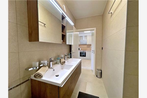 Apartman A2, za 6 osoba/e