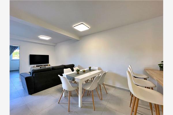 Apartment A1, for 6 persons