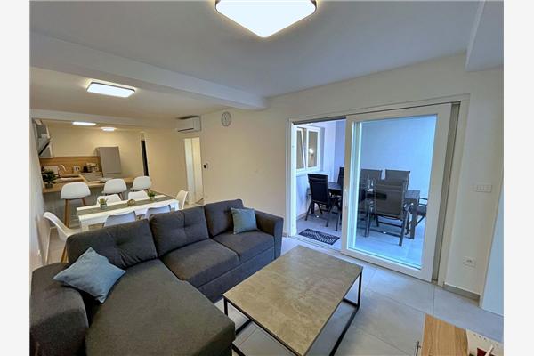 Apartment A1, for 6 persons