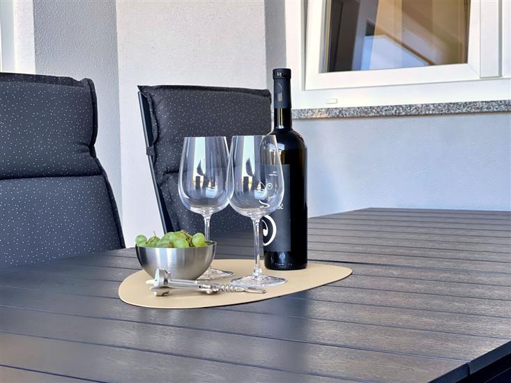 Apartment A1, for 6 persons