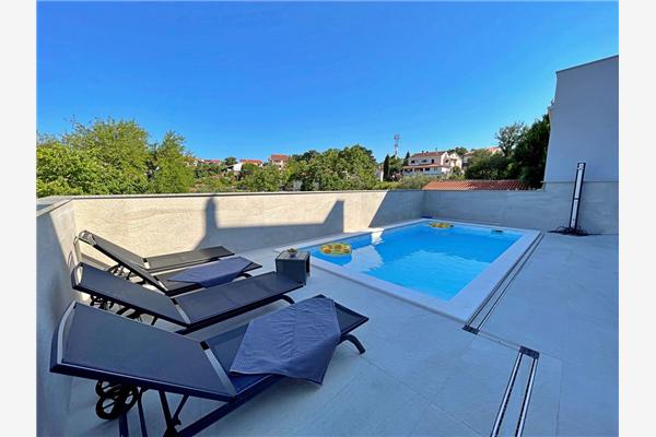 Apartment A1, for 6 persons