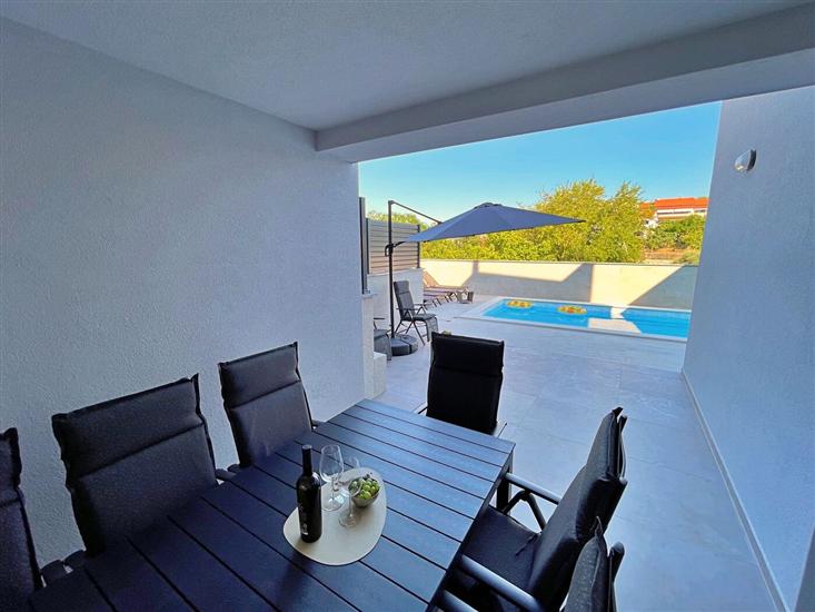 Apartment A1, for 6 persons