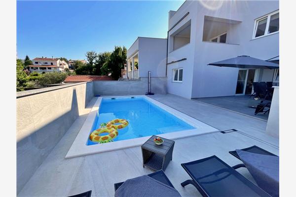 Apartment A1, for 6 persons