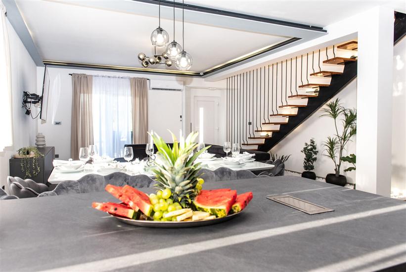 Apartment A1, for 6 persons