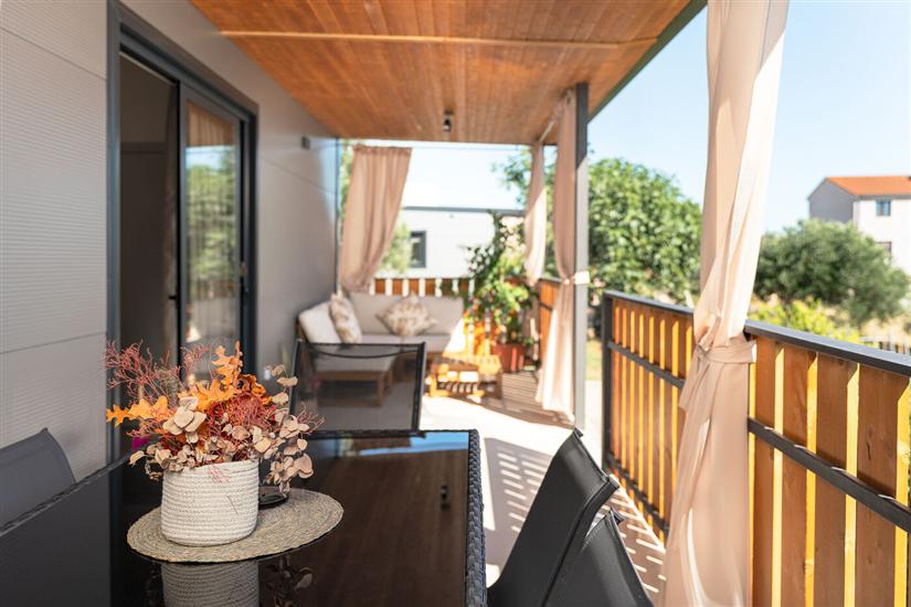 Apartment A1, for 5 persons