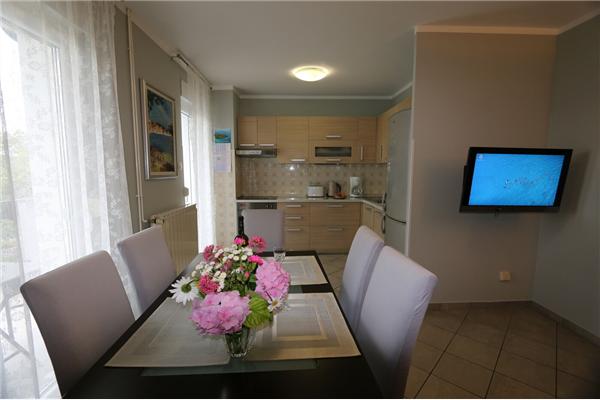 Apartment A1, for 5 persons