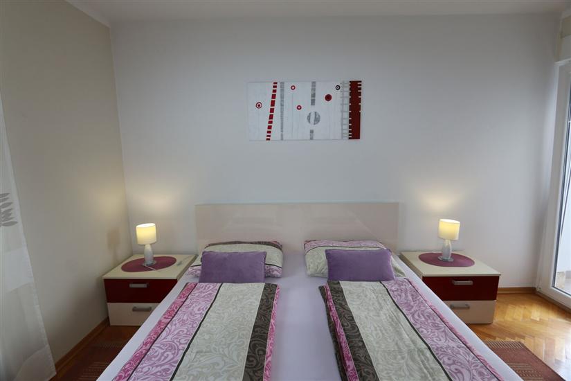 Apartment A2, for 7 persons