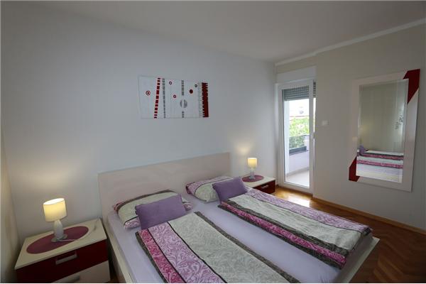 Apartment A2, for 7 persons