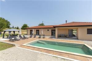 House - Labin