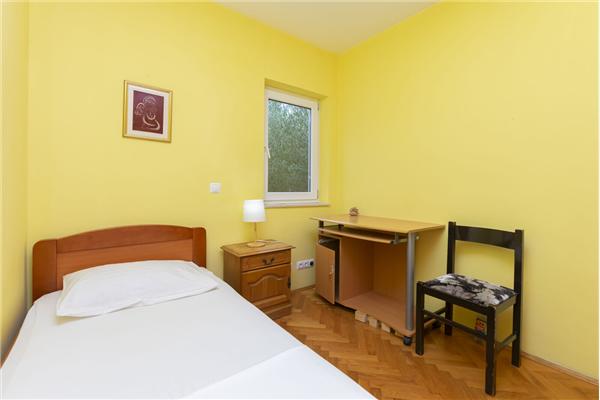 Apartment A1, for 8 persons