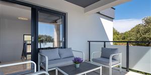 House - Biograd