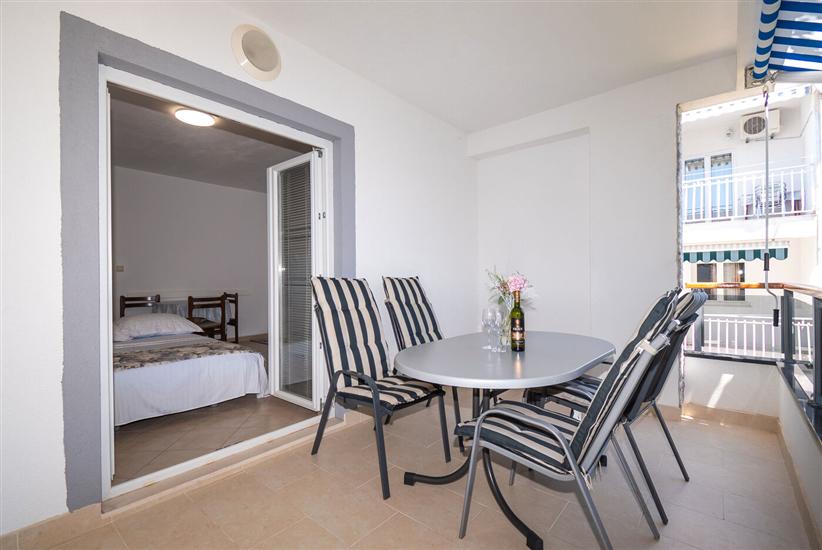 Apartment A1, for 4 persons