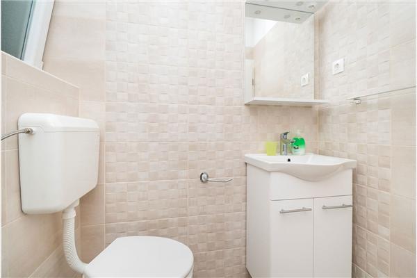 Apartment A3, for 8 persons