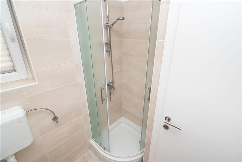 Apartment A3, for 8 persons