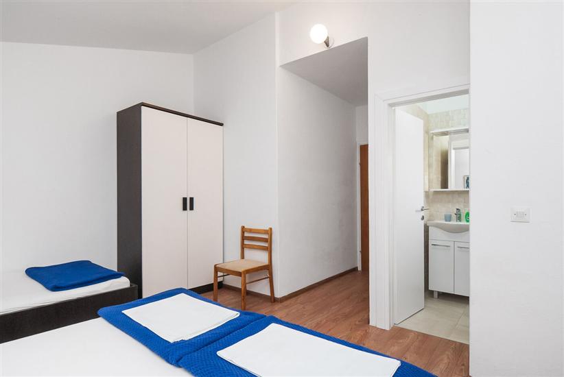 Apartment A3, for 8 persons
