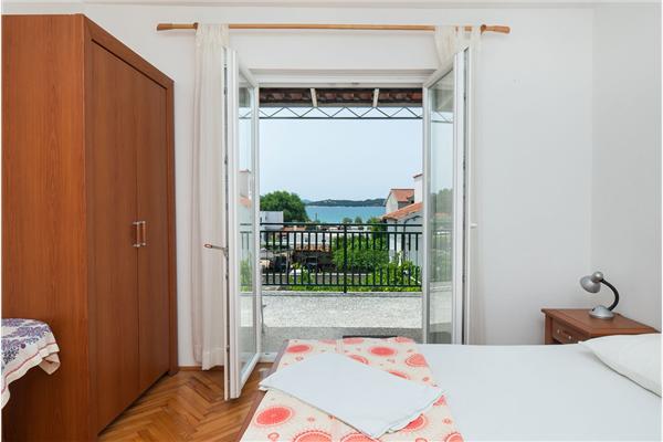 Apartment A3, for 8 persons