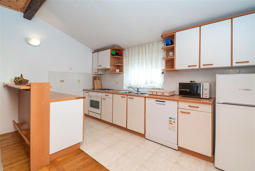 Apartment A3, for 8 persons