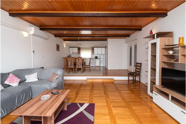 Apartment A3, for 8 persons