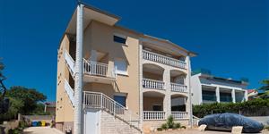 Apartman - Rogoznica