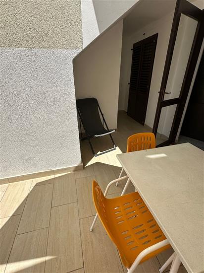 Apartment A4, for 3 persons