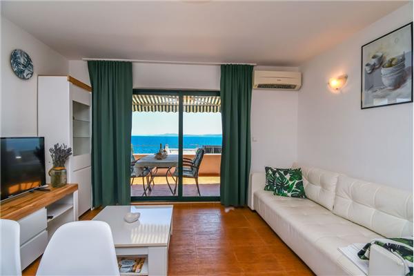 Apartment A2, for 5 persons