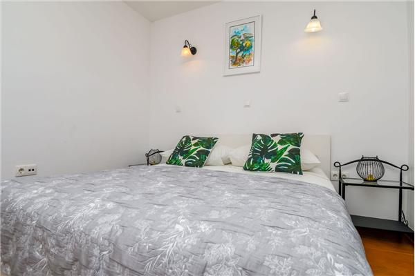 Apartment A2, for 5 persons