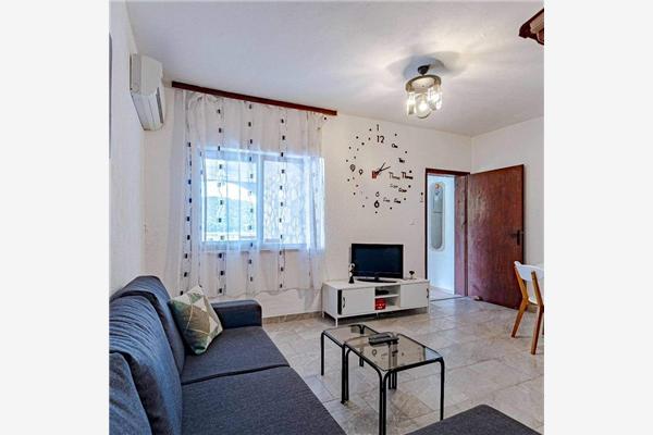 Apartment A1, for 3 persons