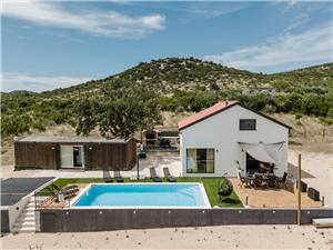 Villa Sibenik Riviera,BookRockFrom 537 €