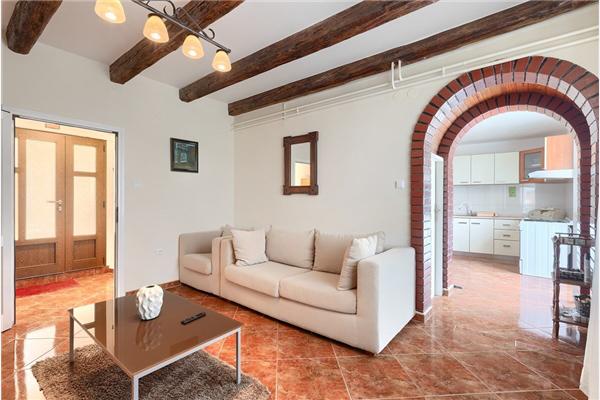 House K1, for 10 persons