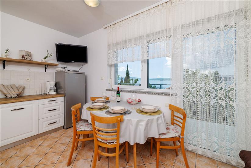 Apartment A2, for 4 persons