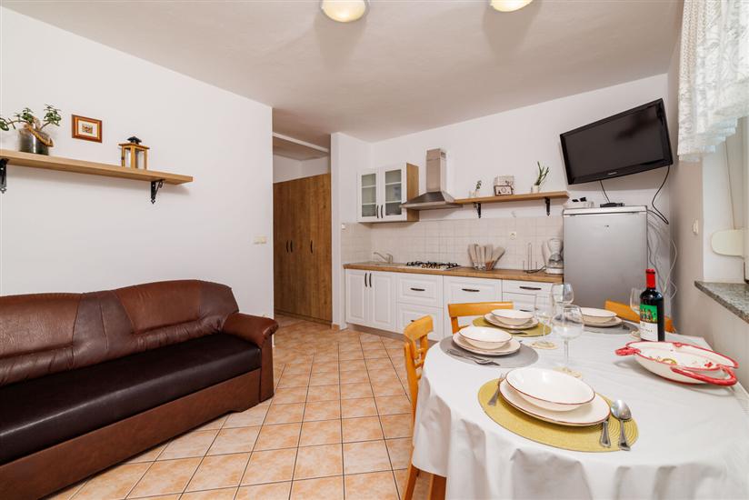 Apartment A2, for 4 persons