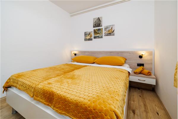 Apartment A4, for 6 persons