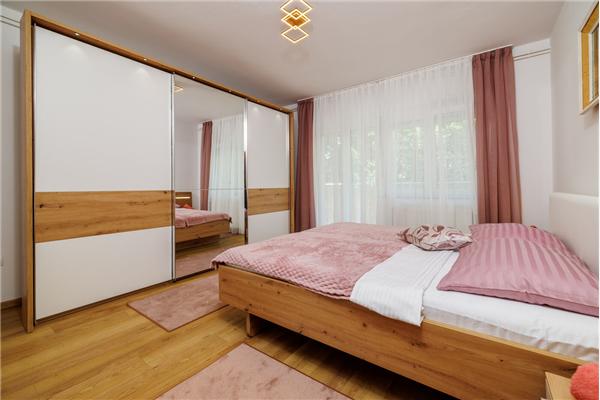 Apartment A4, for 6 persons
