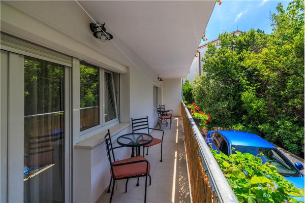 Apartment A4, for 6 persons