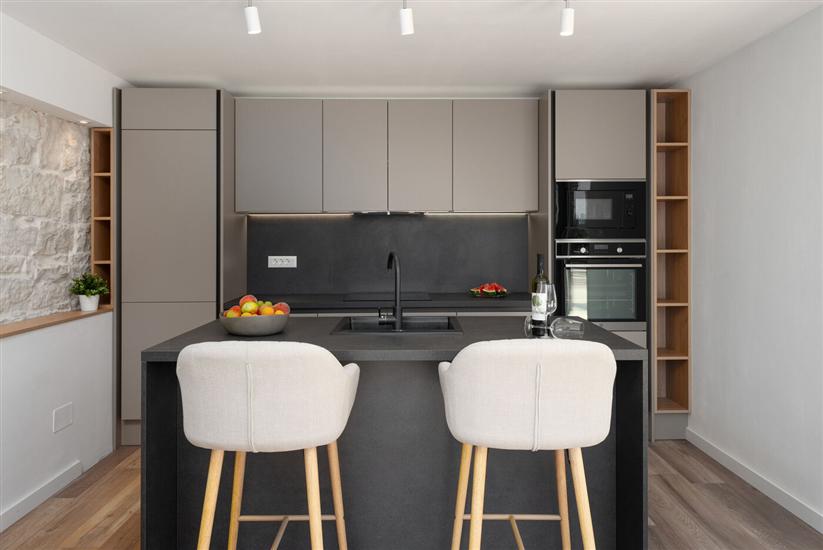 House K1, for 8 persons