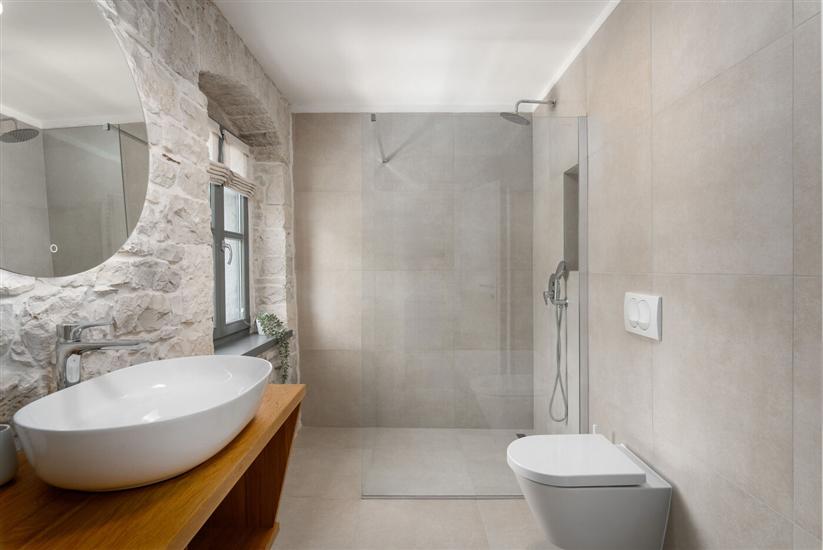 House K1, for 8 persons