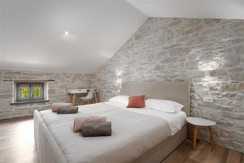 House K1, for 8 persons