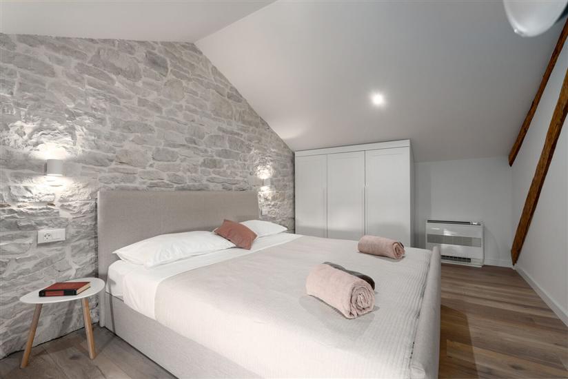 House K1, for 8 persons