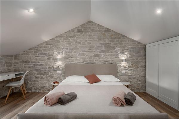 House K1, for 8 persons