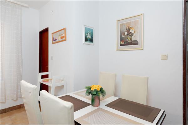 Apartment A1, for 4 persons