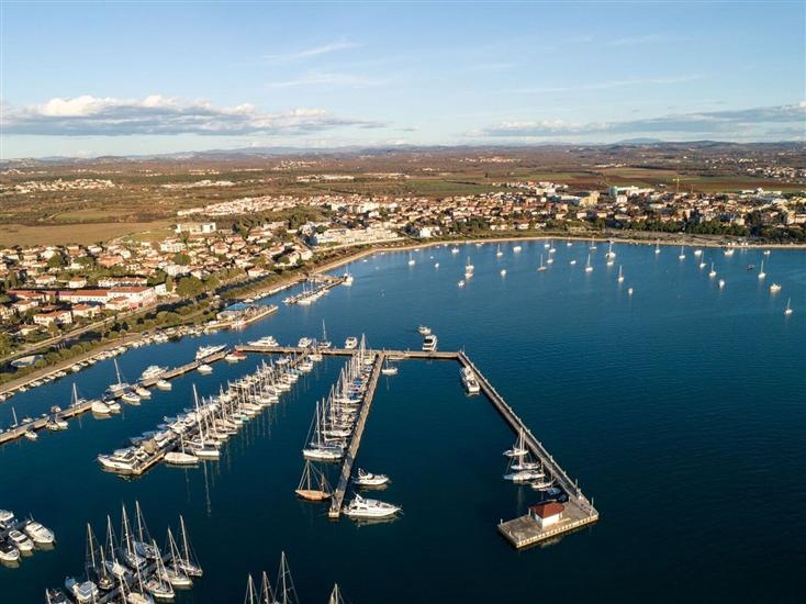 Apartment A1, for 6 persons