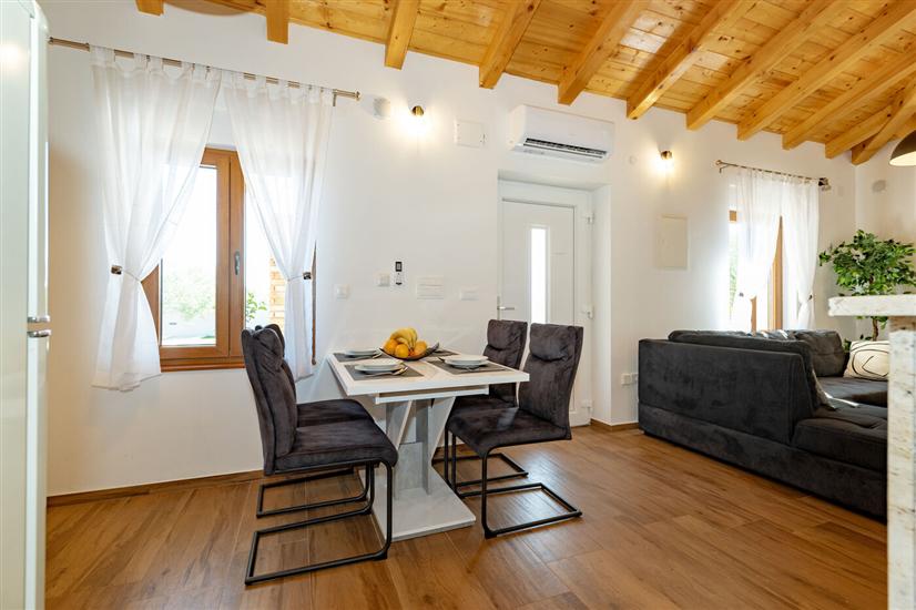 House K1, for 5 persons