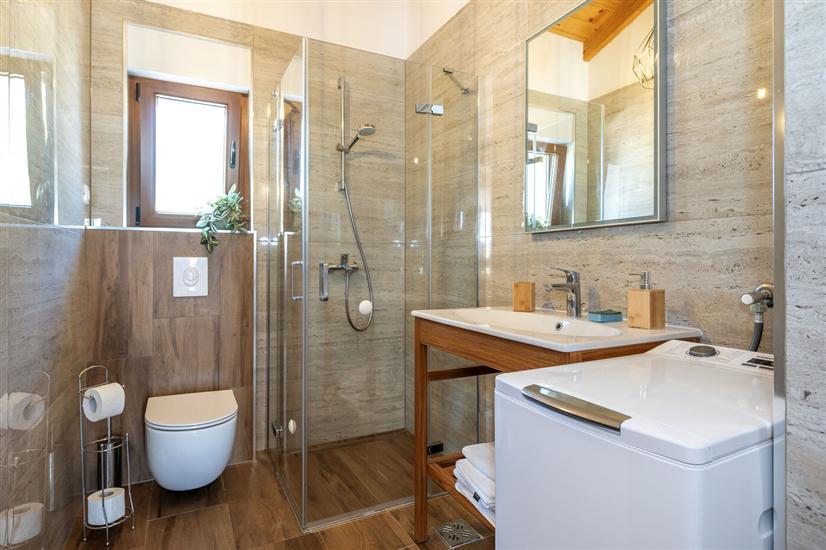 House K1, for 5 persons