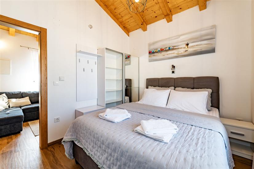 House K1, for 5 persons