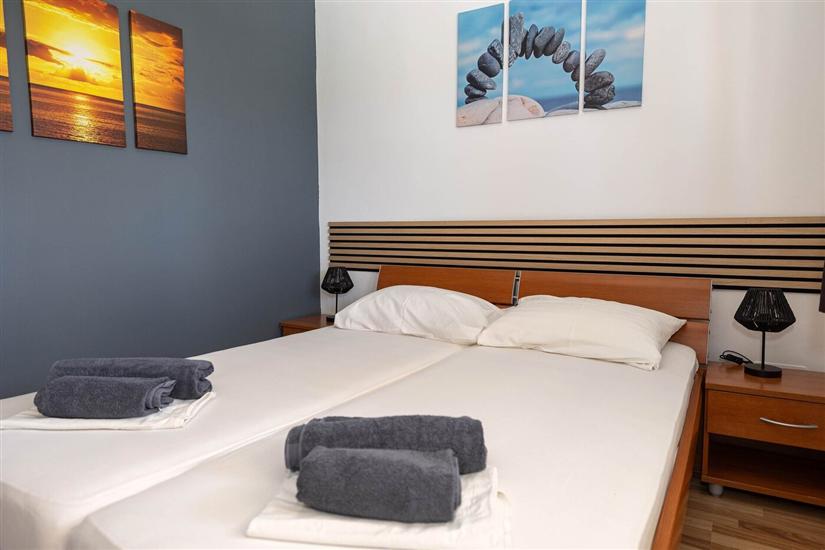 Apartment A3, for 6 persons