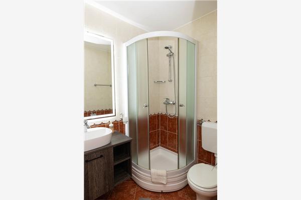 Apartment A3, for 6 persons