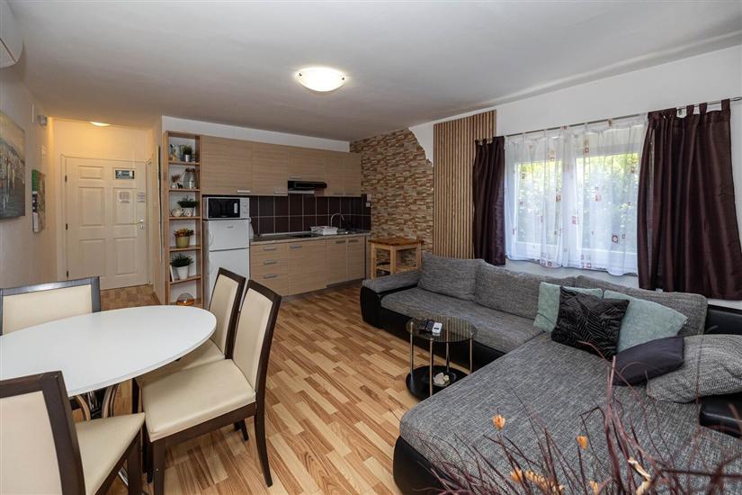 Apartment A4, for 4 persons